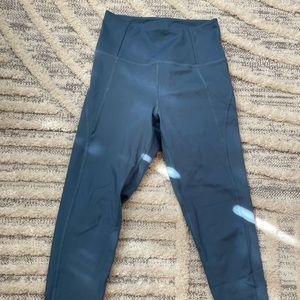 Girlfriend Collective cropped Leggings